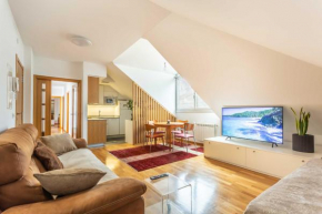 ÁTICO NUEVO CENTRIQUÍSIMO PLAYA ORZAN con GARAJE Y 2 BAÑOS INTERNET